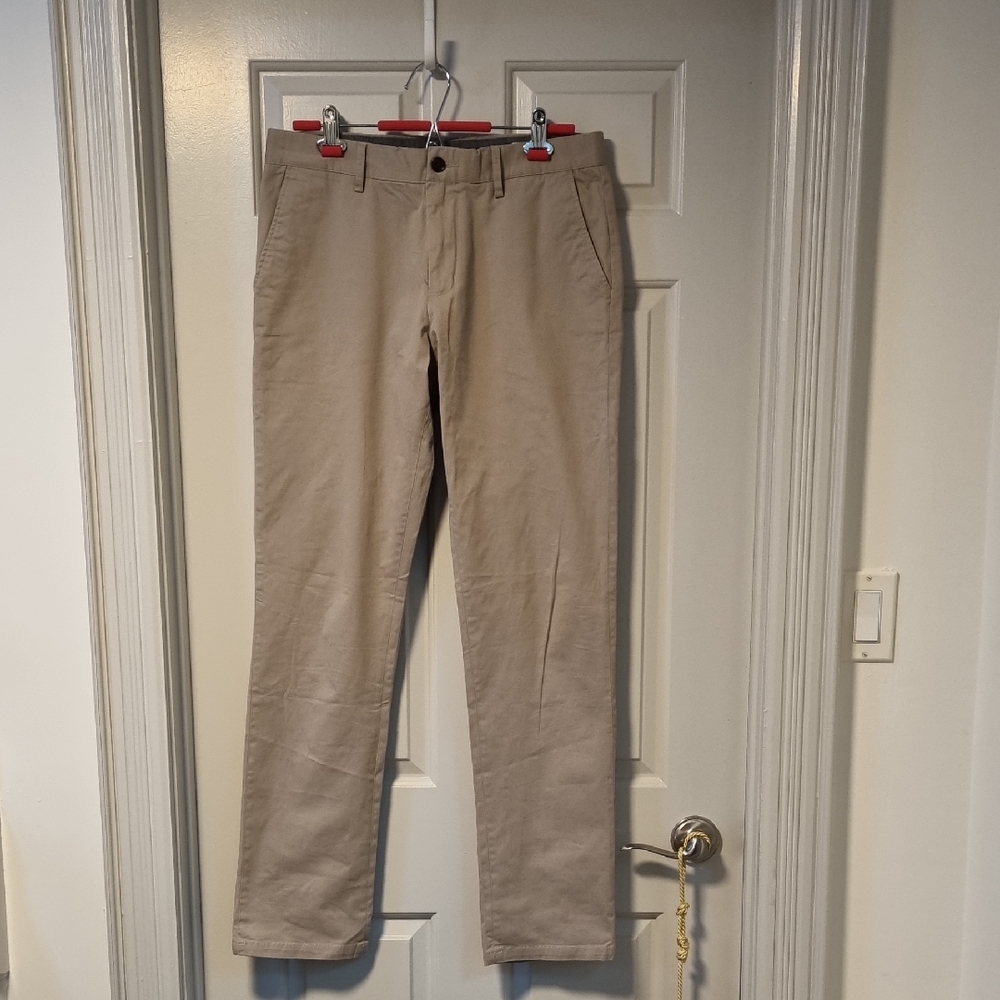 Frank & Oak | Newport Straight Fit Khaki Slacks